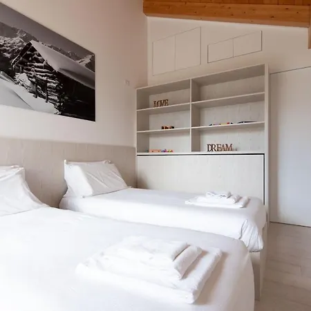 Italianway - Al Forte 17 Apartament Oga